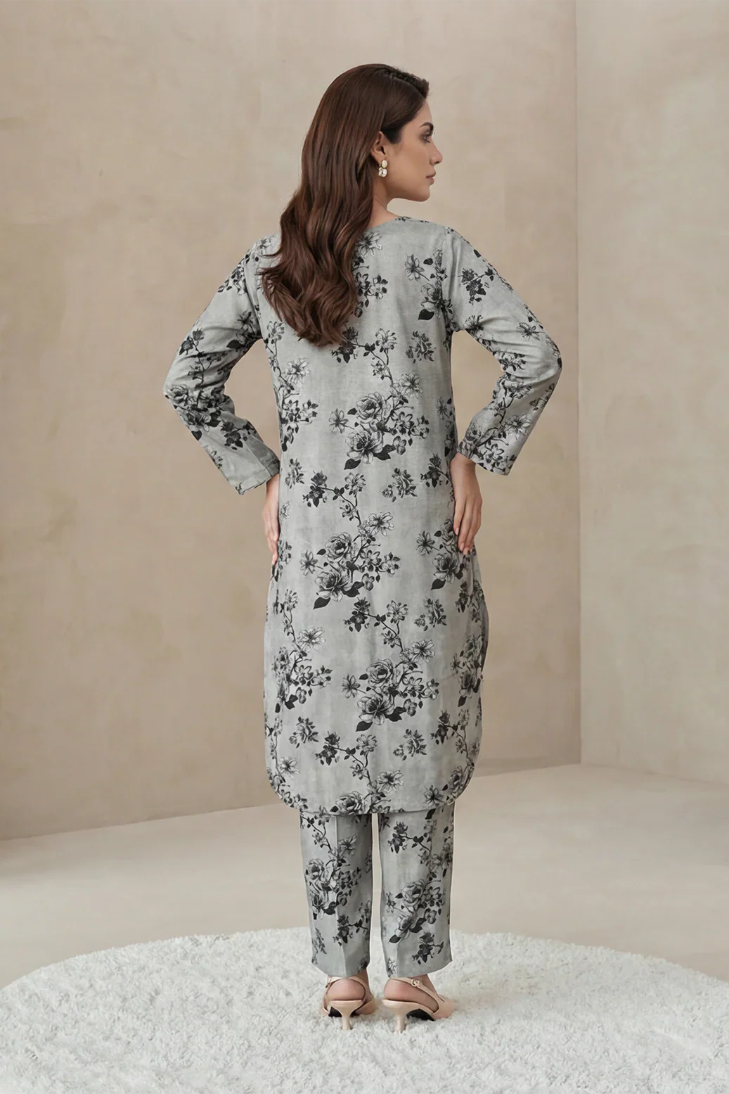 2pc co-ord set light grey with black floral flowers print noore vol 4