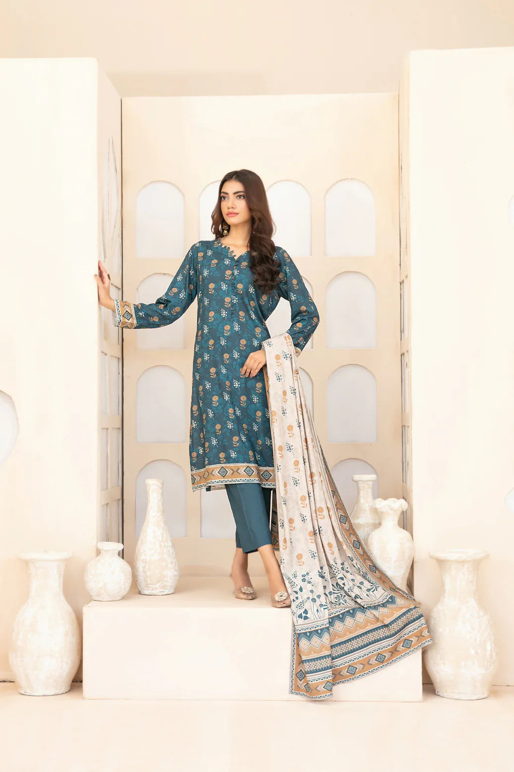 3pc turquoise with Baige print suit