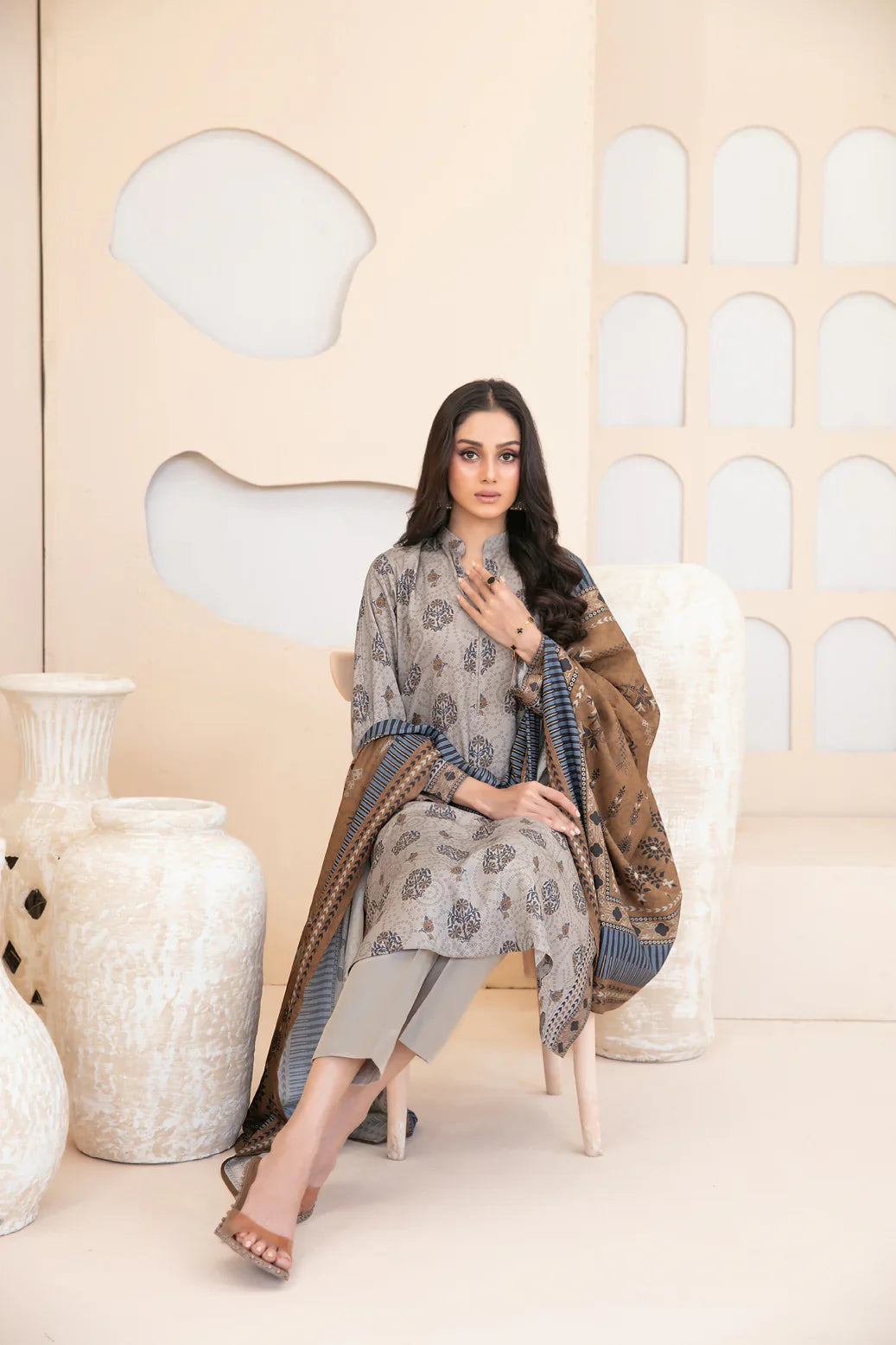 3pc light grey with blue print and contrast brown shawl