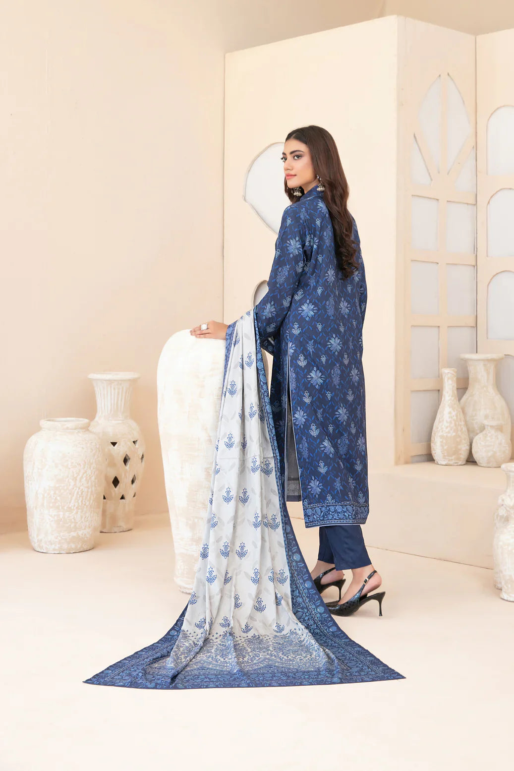 3pc navy blue outfit with a contrast shawl cream
