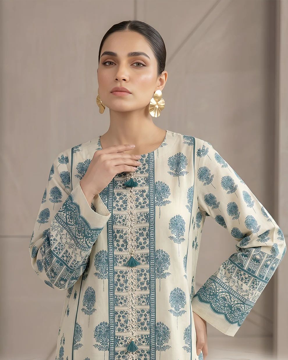 Elegant Teal & Ivory Printed Lawn 3-Piece Suit