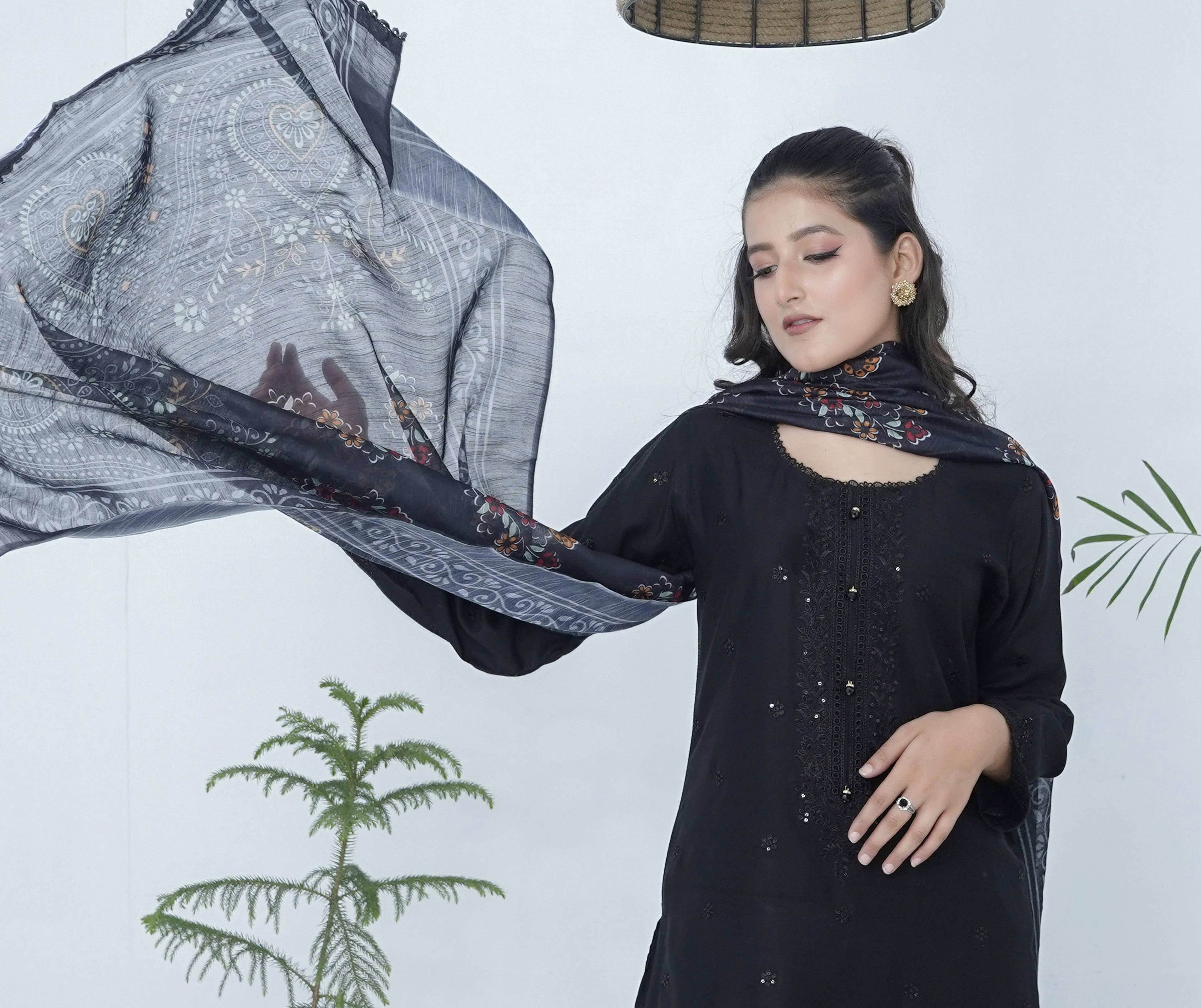 3pcs Shalwaar kameez Luxury black with sequence work